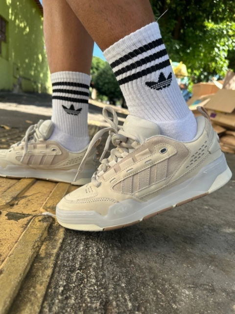 Adi2000