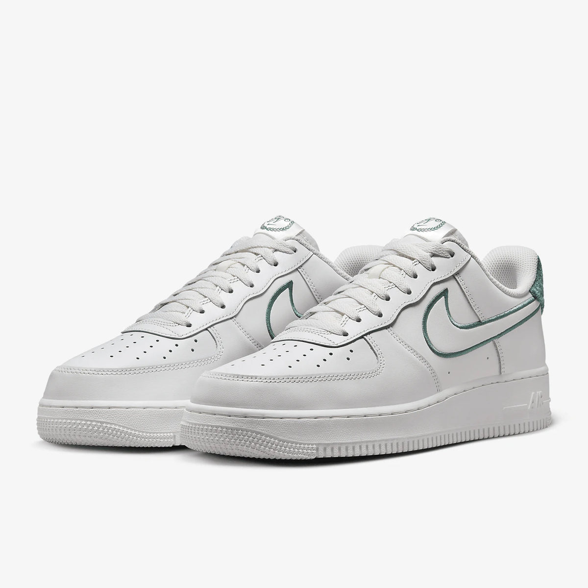 Nike Air Force 1 '07 LV8