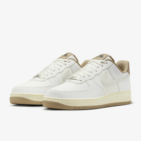 Nike Air Force 1 '07 LV8