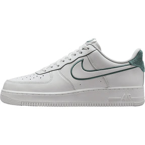 Nike Air Force 1 '07 LV8