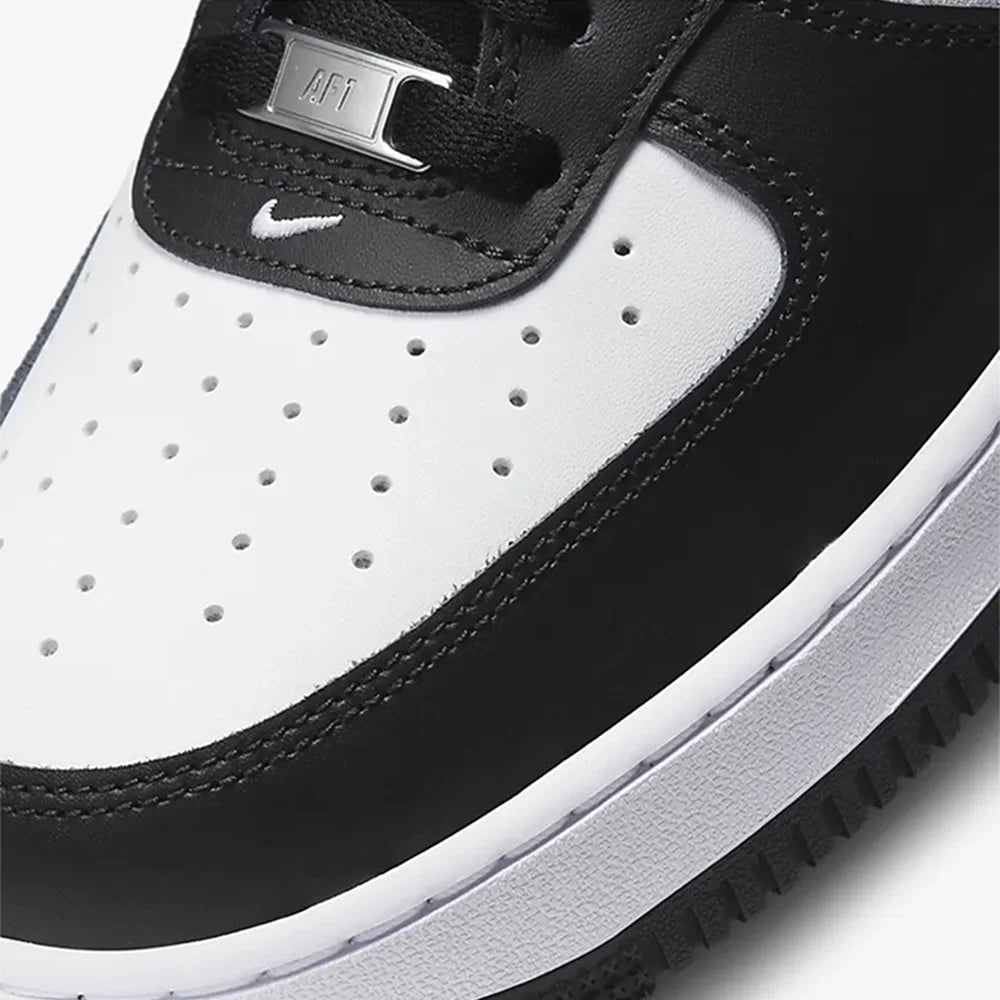 Nike Air Force 1 ’07 Low 'Panda'