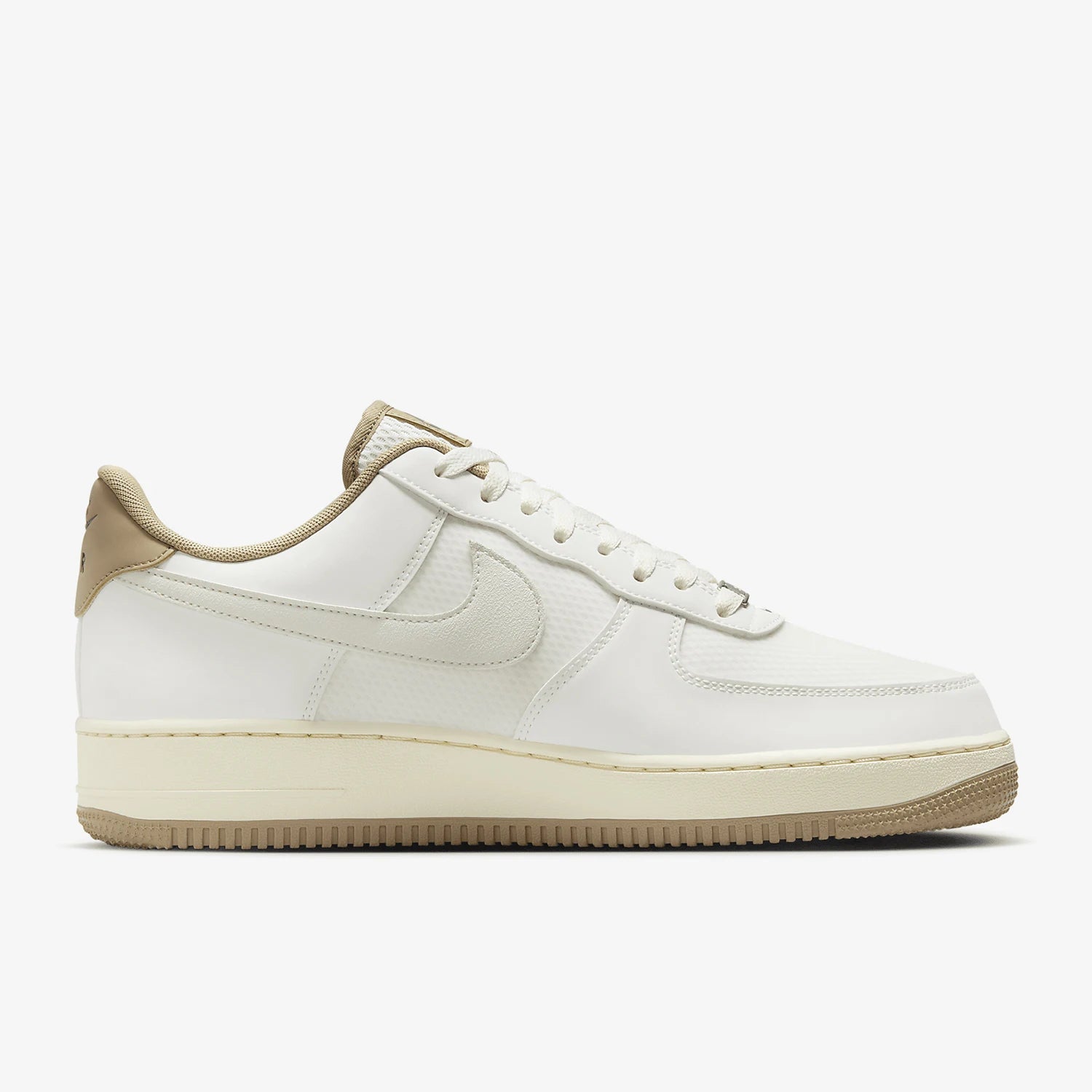 Nike Air Force 1 '07 LV8