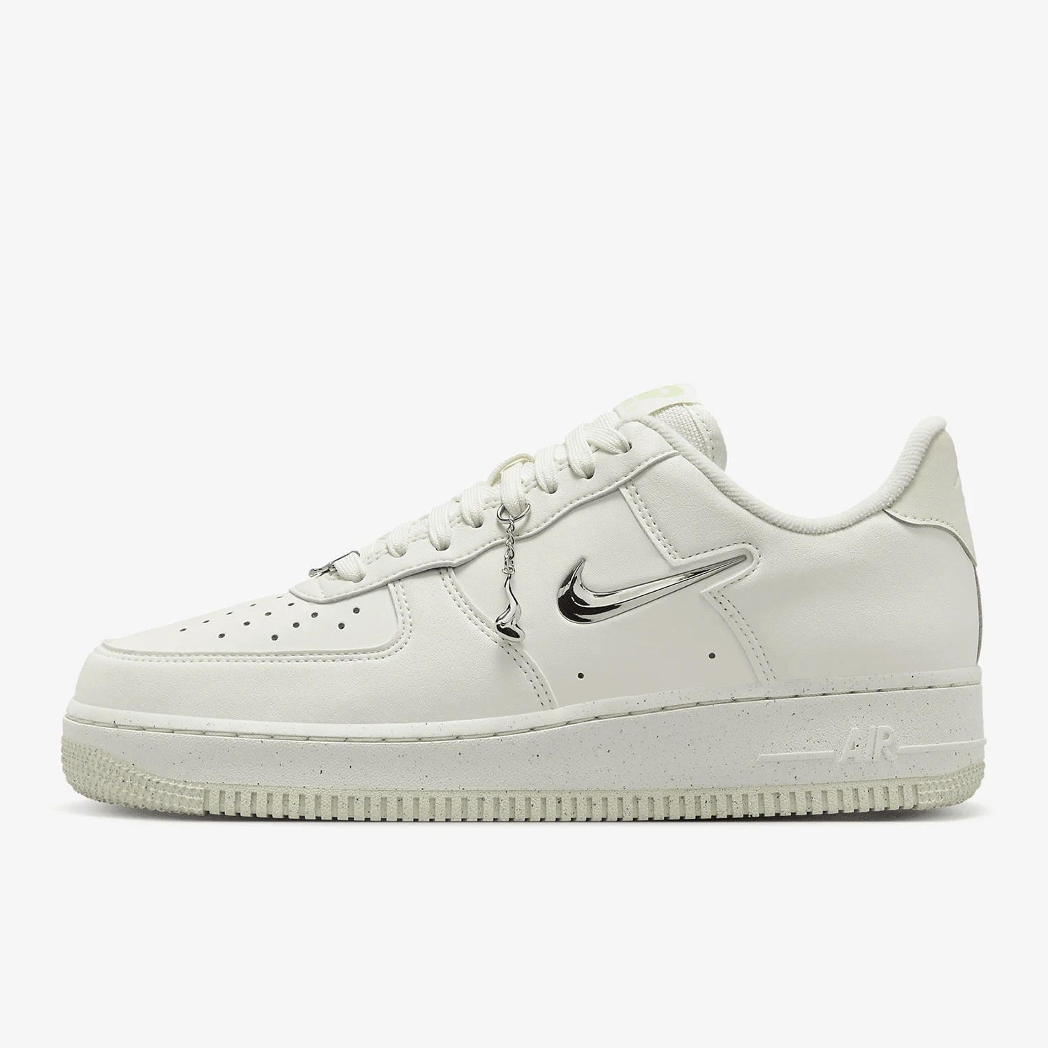 Nike Air Force 1 Low Next Nature “White/Metallic Silver”