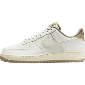 Nike Air Force 1 '07 LV8