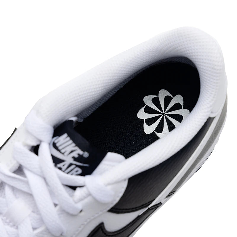 Nike Air Force 1 Low “Panda”